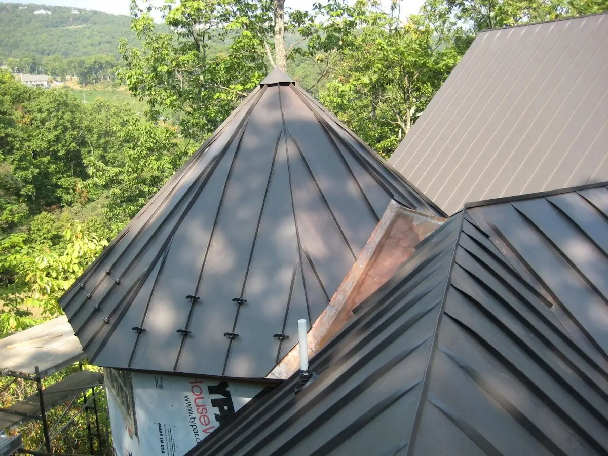 Professional Gutter Cleaning by Craftsman Roofing in Canyon Trails